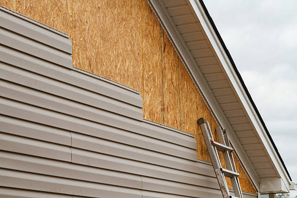 24/7 Emergency Storm Damage Siding Repair experts in Bunn, NC